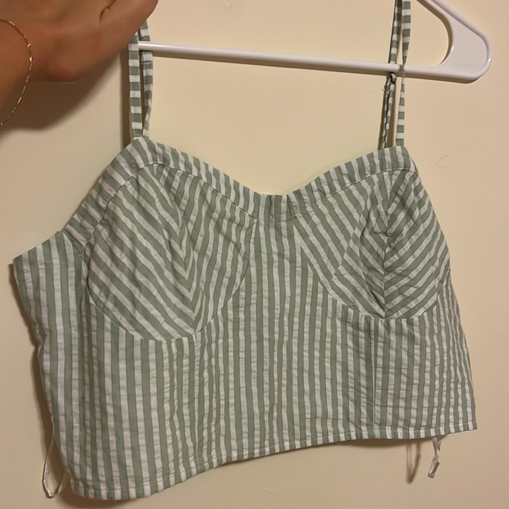 Anthropologie crop top